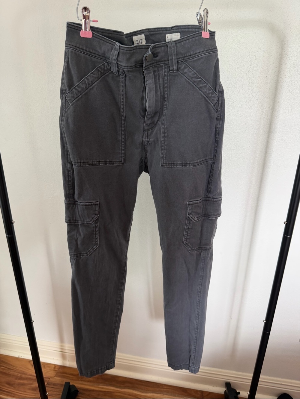 Gap Women’s Dark Gray Cargo Pants - Casual Slim Fit